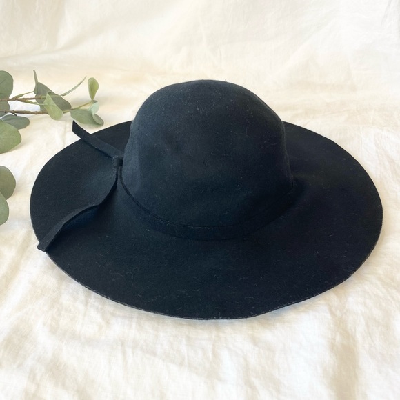 Call It Spring Wool Floppy Hat - Picture 4 of 11